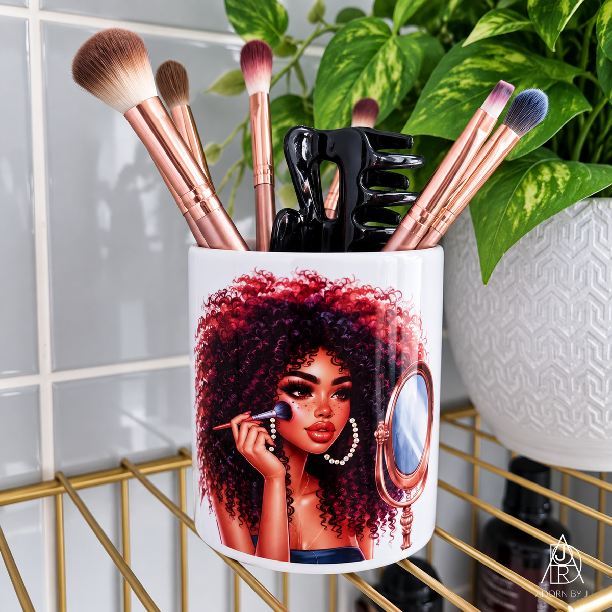 Highlights Makeup Holder